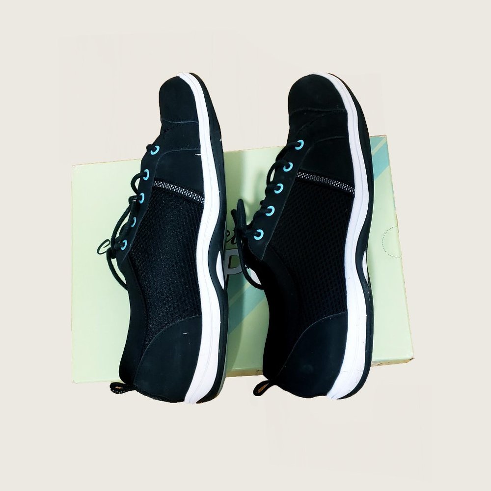 ** easy street Sport Sneakers - Picture 6 of 11